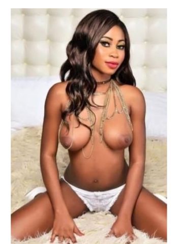 Лена Роковая Брюнетка